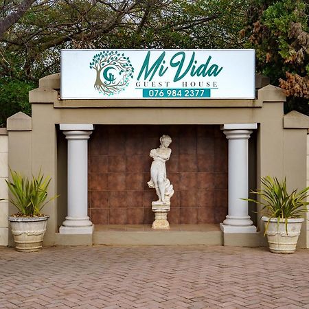 Mi Vida Guesthouse Klerksdorp Buitenkant foto