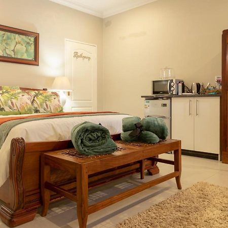Mi Vida Guesthouse Klerksdorp Buitenkant foto